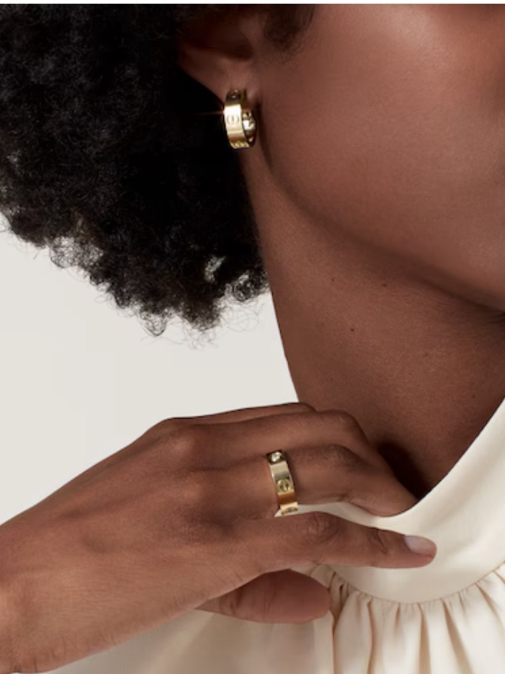 Cartier Gold Love Hoop Earrings - Picture 3 of 11